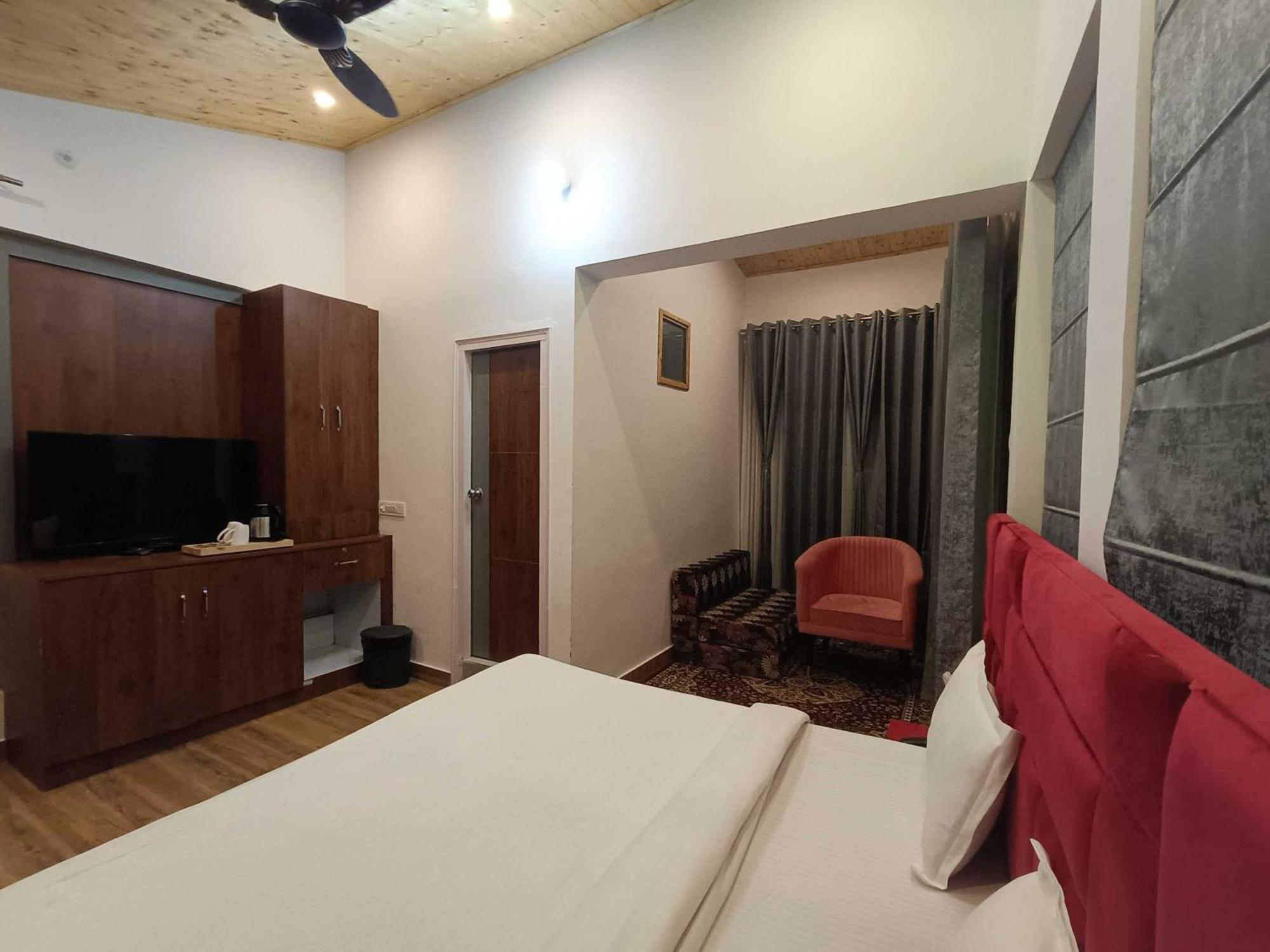 Collection O The Maan Resort Rāmgarh Esterno foto