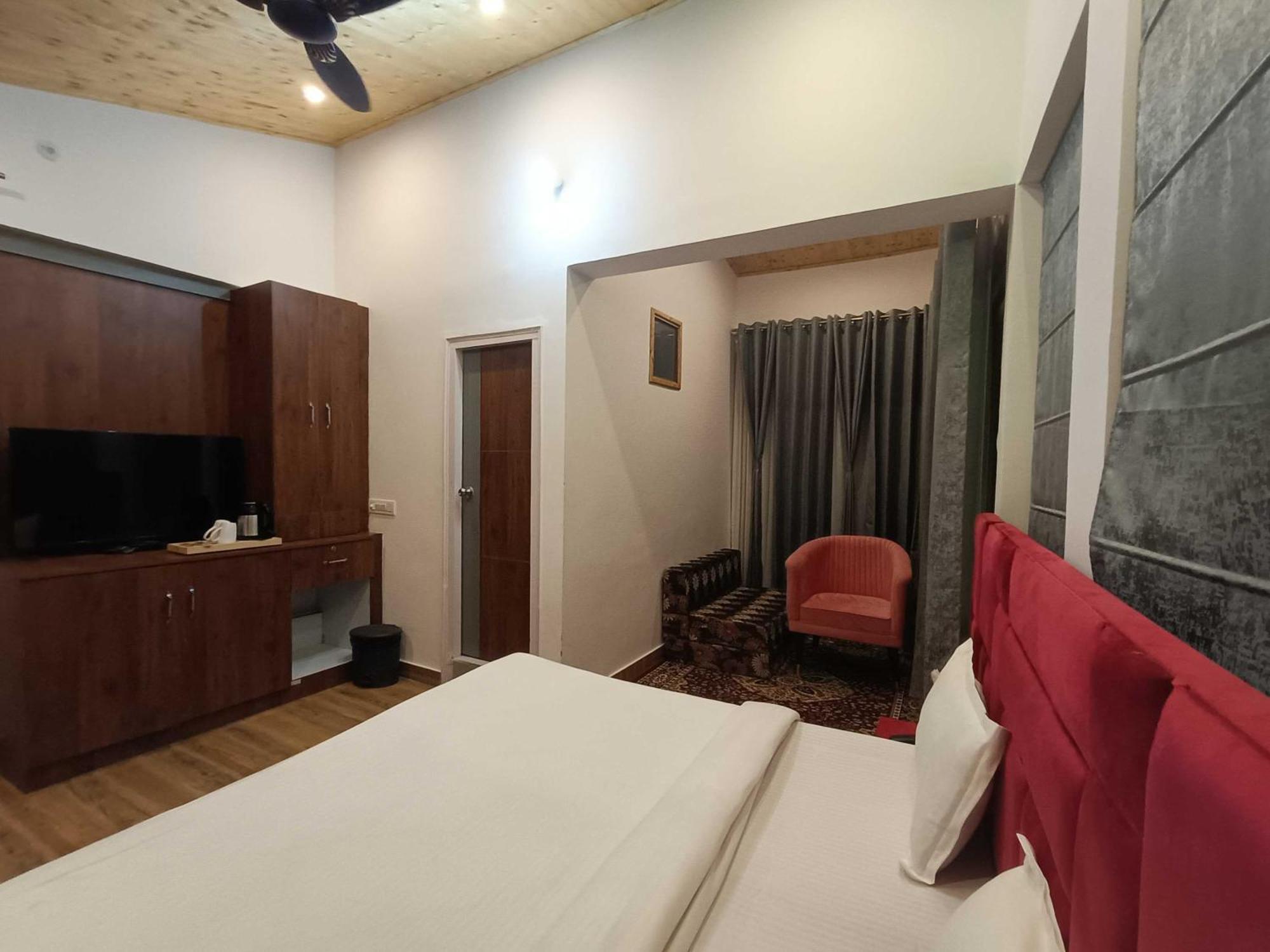 Collection O The Maan Resort Rāmgarh Esterno foto