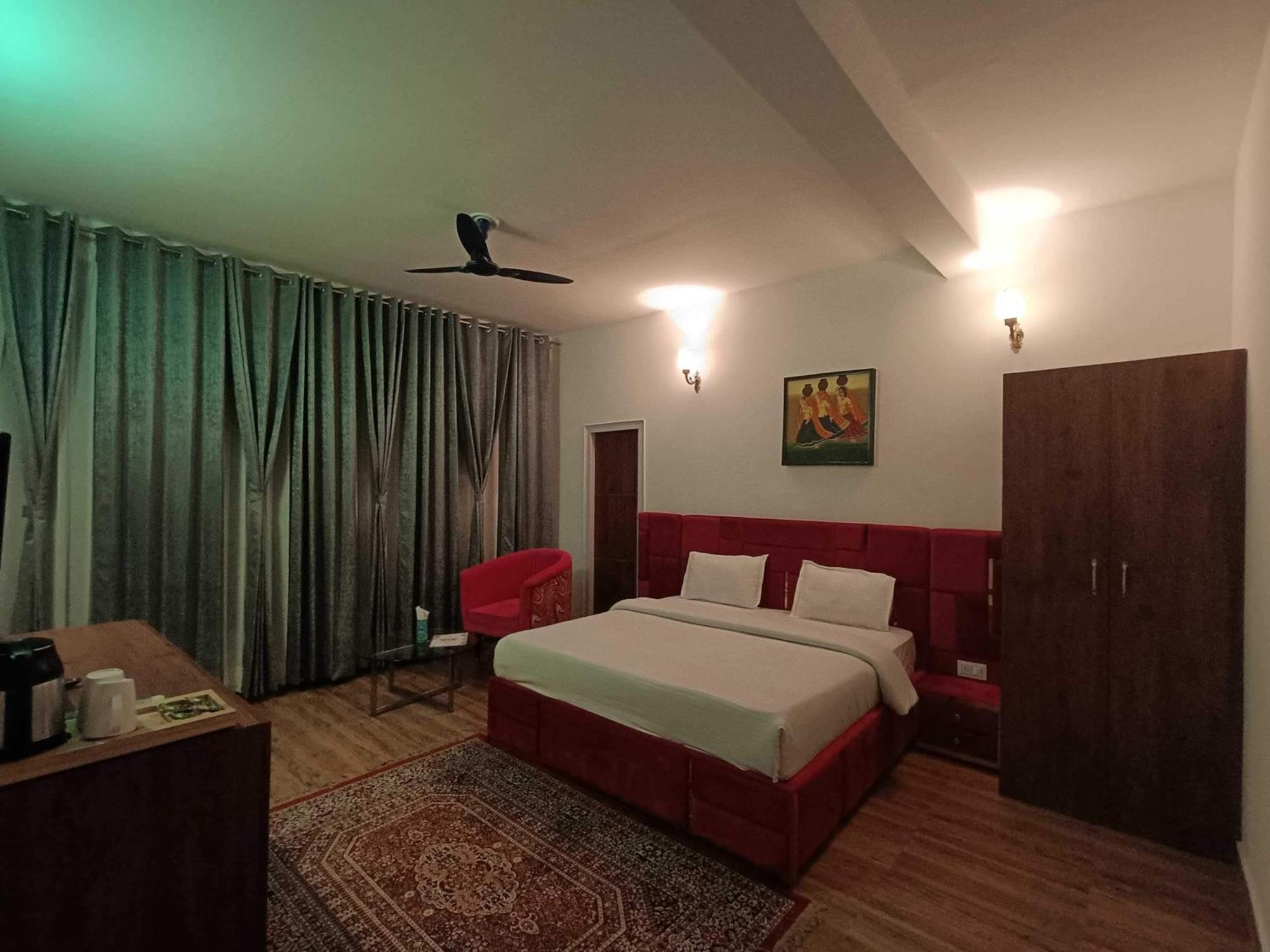 Collection O The Maan Resort Rāmgarh Esterno foto